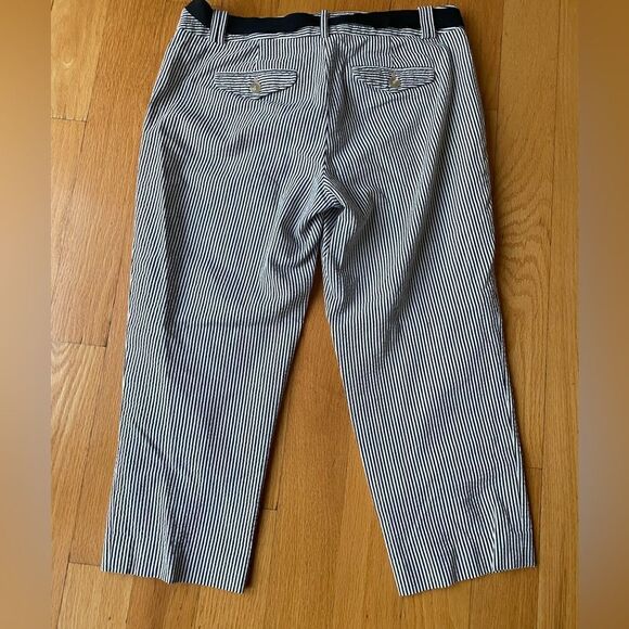 Loft Women Capris - Picture 4 of 8